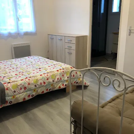La Ferme Des Vergnes Κατάλυμα σε φάρμα Gabillou
